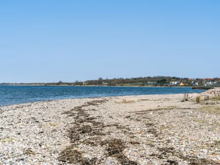 "Lucjan" - 50m from the Sea Отели в г. Assens