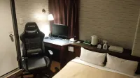 Atsugi City Hotel Hotel di Ebina
