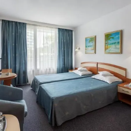 Hotel Sirena Saturn All Inclusive Отели рядом с достопримечательностью «Спа-комплекс Mangalia»