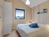 "Carla" - 1.5km from the Sea Hotel dekat V. Hjermitslev Kirke