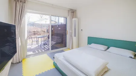 Gapyeong Rapunzel Kids Poolvilla Отели рядом с достопримечательностью «Garden of Morning Calm»