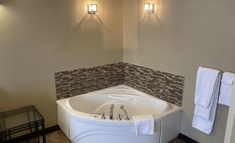 Microtel Inn & Suites by Wyndham Timmins