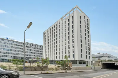 smartments Wien Heiligenstadt Hotels near Maria-Theresien-Platz