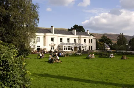 Premier Inn Merthyr Tydfil Отели в г. Сифартфа