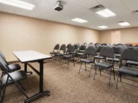 Days Inn & Suites by Wyndham Cochrane Hoteles en Cochrane