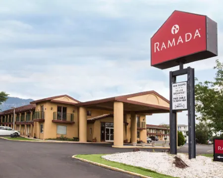 Ramada by Wyndham Flagstaff East Hotels in Flagstaff