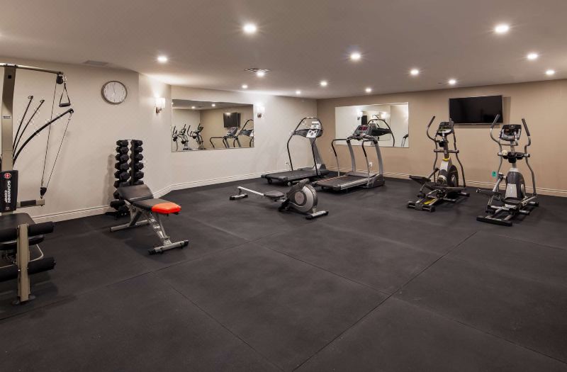 Best Western Plus Montreal East photo 4