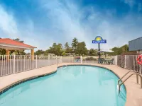 Days Inn by Wyndham Barnwell Hotels in Barnwell