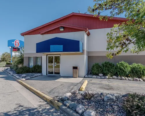 Days Inn by Wyndham la Crosse Hotels in La Crosse