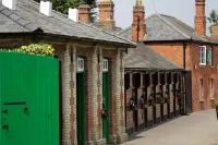 Best Western Heath Court Hotel Hotels in Newmarket