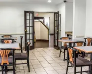 Sleep Inn Richmond South - breakfast