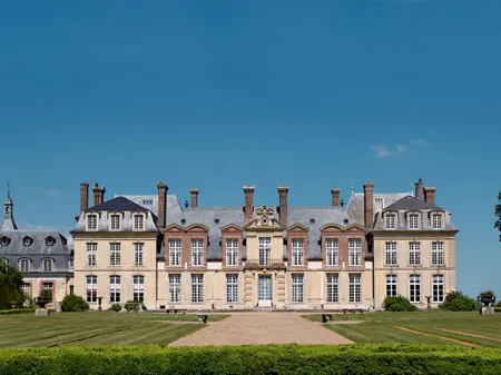 Campanile Plaisir Отели в г. Ле Менёль