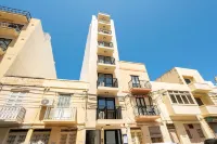 Sea Bliss Penthouse with Two Terraces Enjoying Side Seaviews by Gatewaysmalta