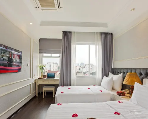 Luxury Old Quarter Hotel & Gym Hotels near Old Quarter
