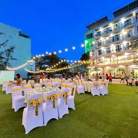 Quang Vinh Hotel