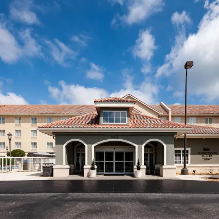 Homewood Suites by Hilton Jacksonville-South/St. Johns Ctr.