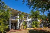 Nrma Treasure Island Holiday Resort Hotel a Labrador