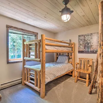 Beautiful McCall Cabin Perfect for Families!