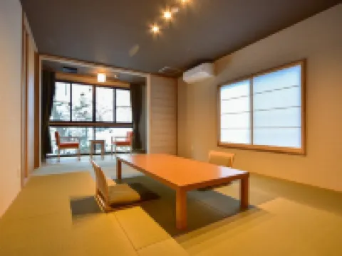 Hinatamikan