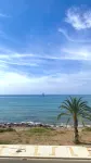 Apartament in Fron of the Sea.