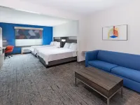 Holiday Inn Express & Suites HOUSTON SPACE CTR - CLEAR LAKE by IHG Hotels in Webster