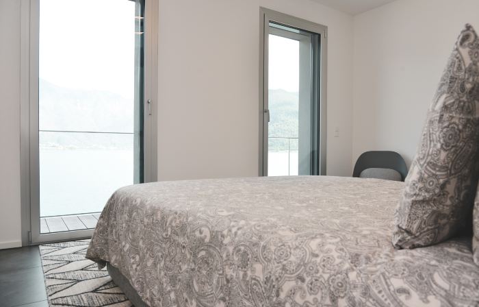 Front Lake Vacation Rental Melì in Melide