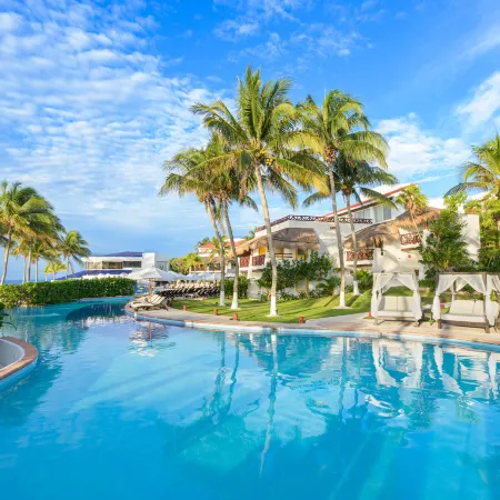 Desire Riviera Maya Pearl Resort All Inclusive - Couples Only