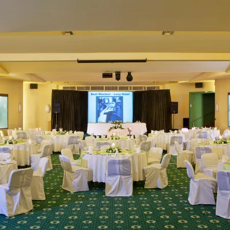 Lucy Hotel