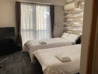 New Station Hotel - parking