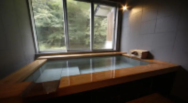 Hinatamikan