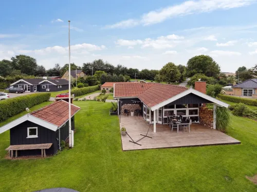 "Hjalmsvider" - 300m from the Sea