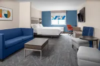 Holiday Inn Express & Suites Hermosa Beach Hotels in Redondo Beach