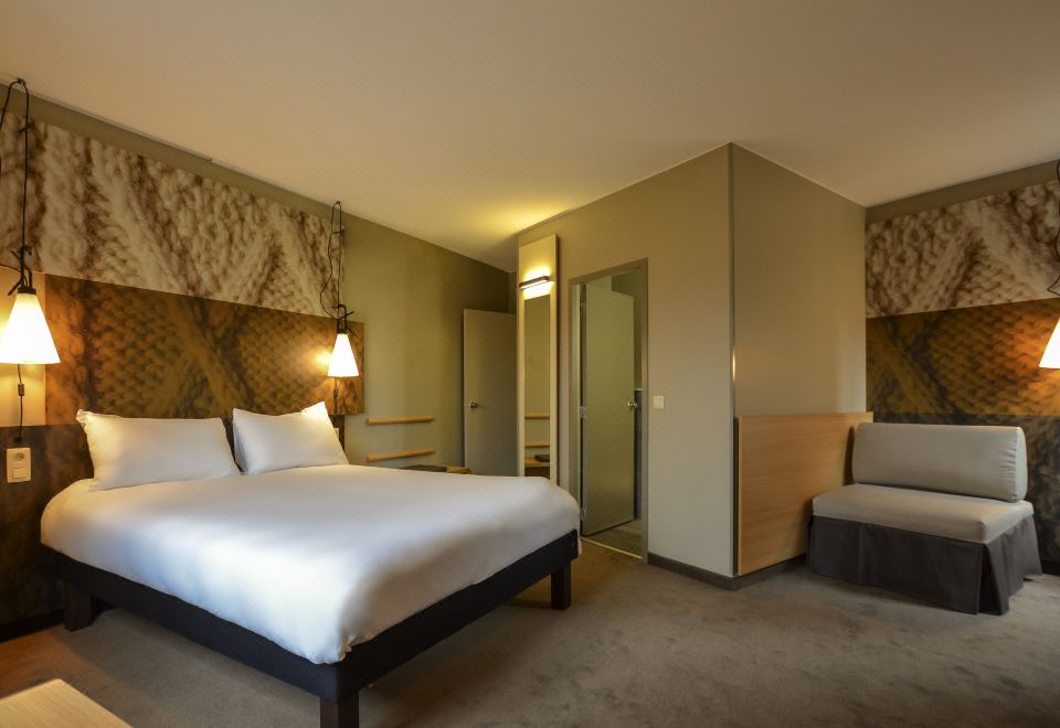 Ibis Gent Centrum St Baafs Kathedraal Over view