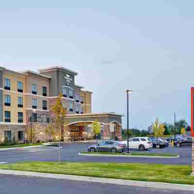 Homewood Suites by Hilton New Hartford Utica Hotel Exterior