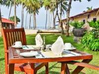 Amagi Beach – Secluded Slice of Paradise Hôtels à : Marawila