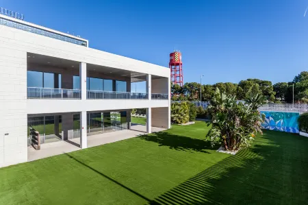 Azz Valencia Congress Hotel & Spa Отели в г. Manises