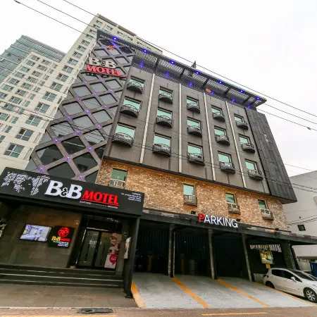 Daegu Dongseongno B and B Отели рядом с достопримечательностью «Рынок «Сомун»»