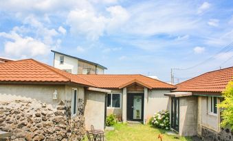 Jeju Manon Unshared House Pension