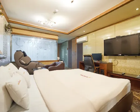 Sanbon Zzam Hotels near Surisa Temple