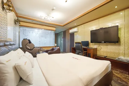 Sanbon Zzam Отели рядом с достопримечательностью «Hansei University»