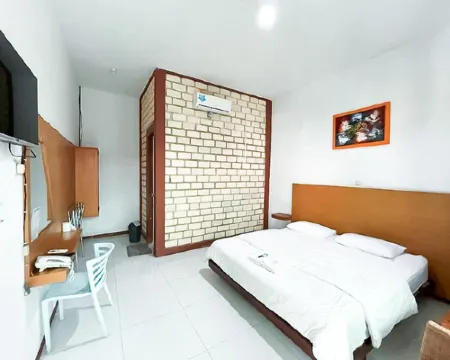 Hotel Pondok Hexa Seaside Hotels in Ciracap