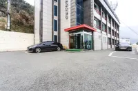 거제도 학동 해뜨는 바다풍경 - 주차장