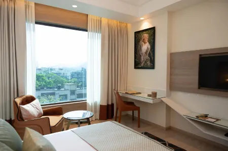 The Greenwood Guwahati, A Luxury Boutique Hotel Отели рядом с достопримечательностью «Phoneix»