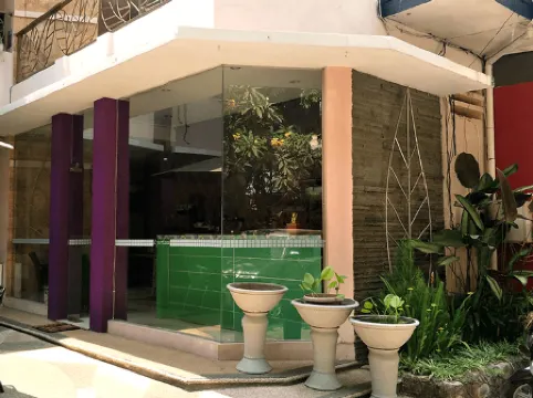 Dpavilion Guest House & Resto