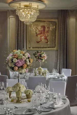 Mandarin Oriental Savoy, Zurich Отели рядом с достопримечательностью «HWZ Zurich University of Applied Sciences in Business Administration»