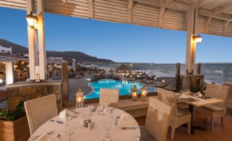 Alexander Beach Hotel & Village Resort