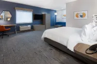 Holiday Inn Express & Suites MONACA - CENTER TOWNSHIP by IHG