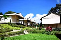 Imah Seniman Hotels in Lembang