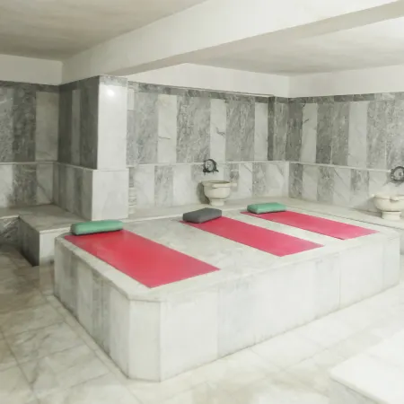 Arora Hotel