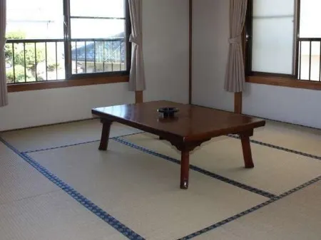 Minshuku Hayashi Отели рядом со станцией Станция Ава-Камогава JR